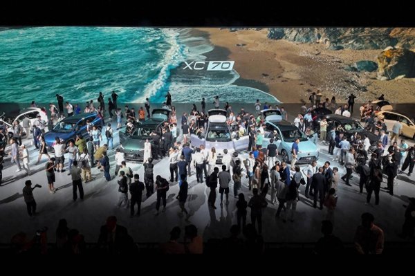 金牛王 29.99万起！沃尔沃全新XC70首发预售，安全智能双优